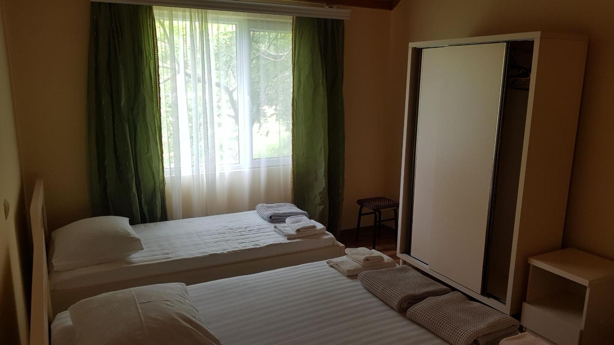 Hotel Captain Gonio Buitenkant foto