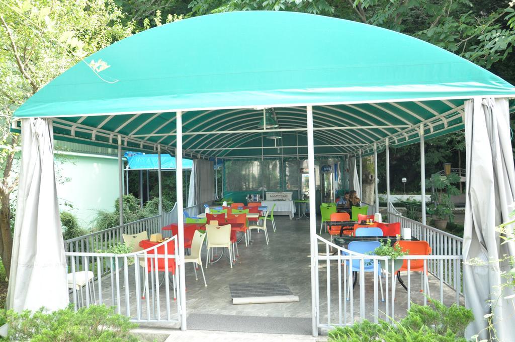 Hotel Captain Gonio Buitenkant foto