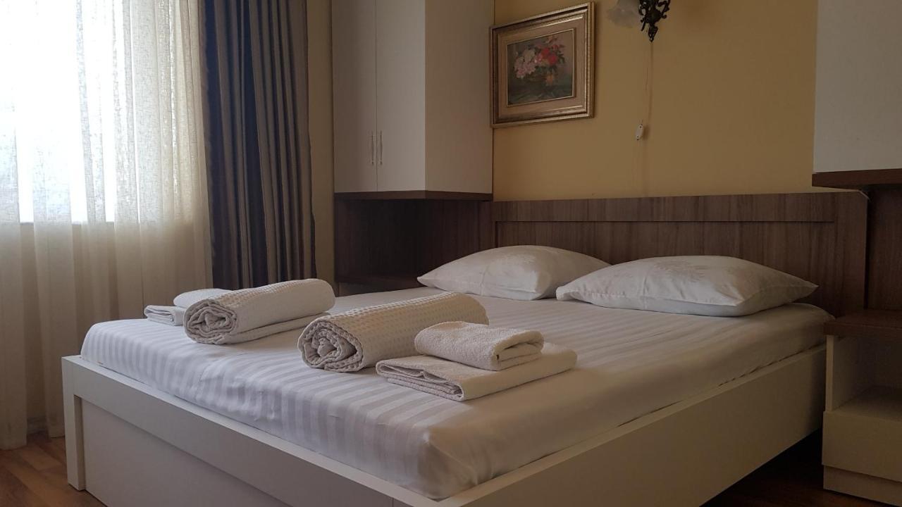 Hotel Captain Gonio Buitenkant foto