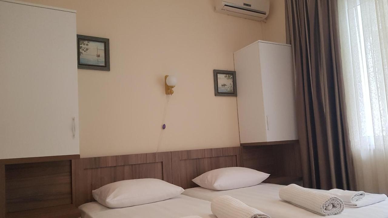 Hotel Captain Gonio Buitenkant foto